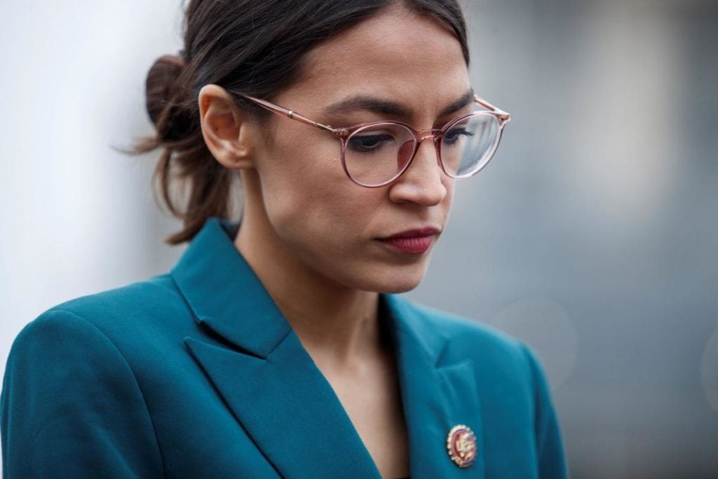 Alexandria Ocasio confiesa que está haciendo terapia tras el asalto al Capitolio