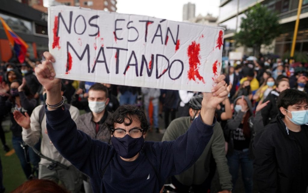 Colombia: Caos, inconformidad ciudadana y la negativa del gobierno de dejar el poder.