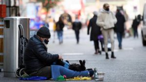 Suiza y su ‘ambicioso’ plan para deshacerse de los mendigos