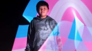 ‘Creencias más o creencias menos’, la frase para la felicidad de una madre de un niño trans