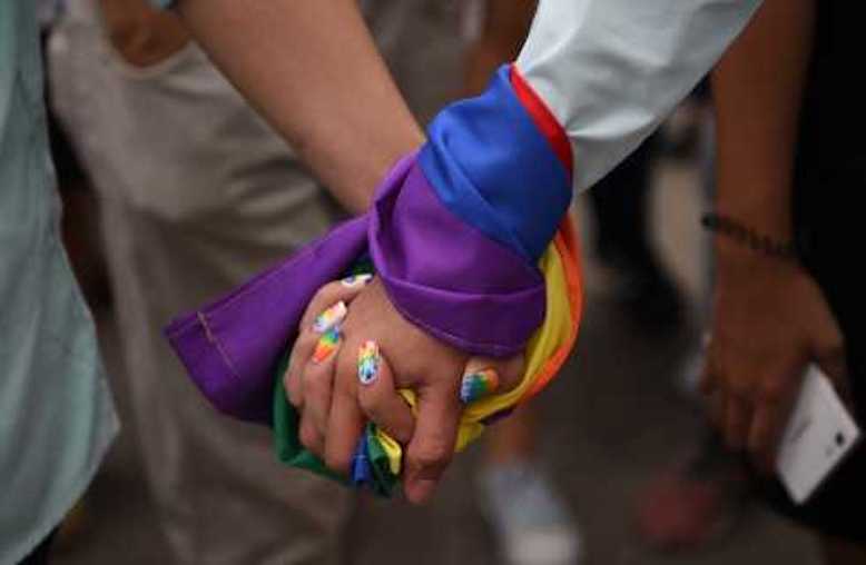 “La diversidad es un invento de Dios”: dice exsacerdote sobre la celebración del orgullo gay