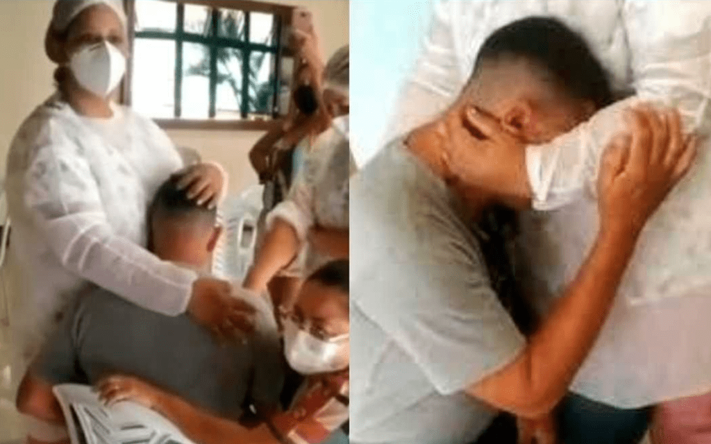 “Abrázame, no te preocupes”, las palabras de una enfermera a un joven con pánico a las agujas