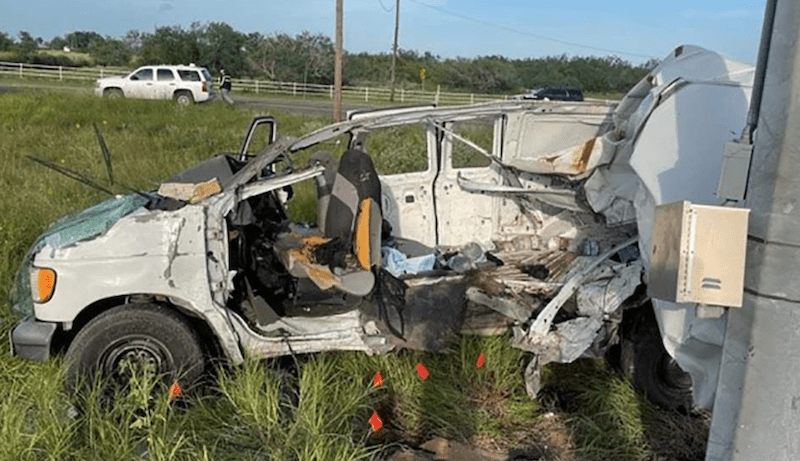Mueren diez migrantes en EEUU durante aparatoso accidente de tránsito en Texas