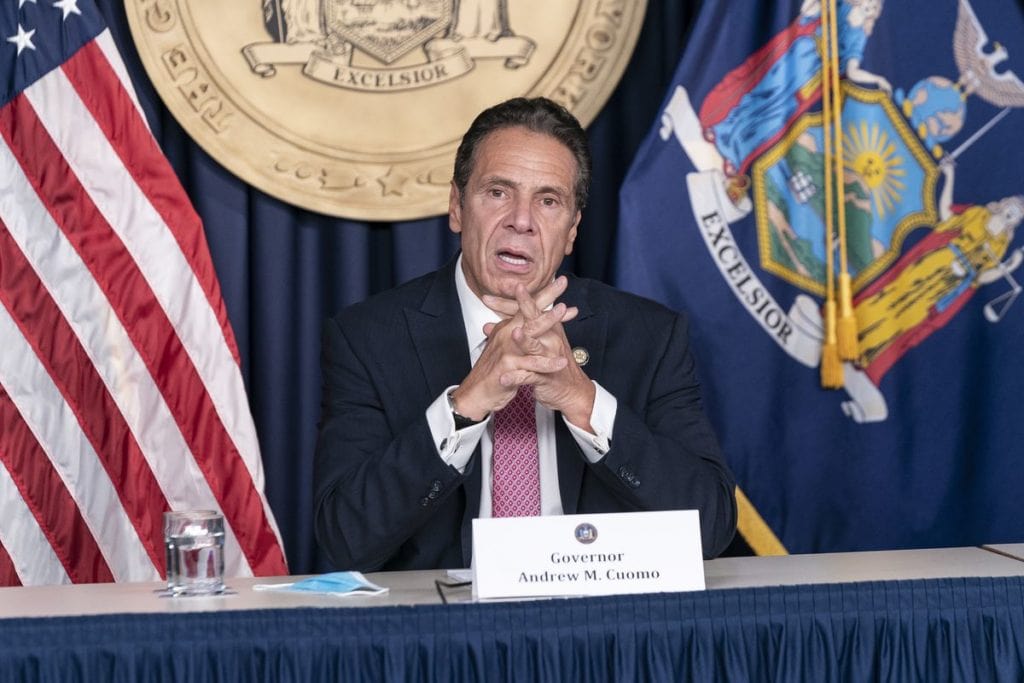 Investigación señala que el gobernador de Nueva York “acosó sexualmente a varias mujeres”