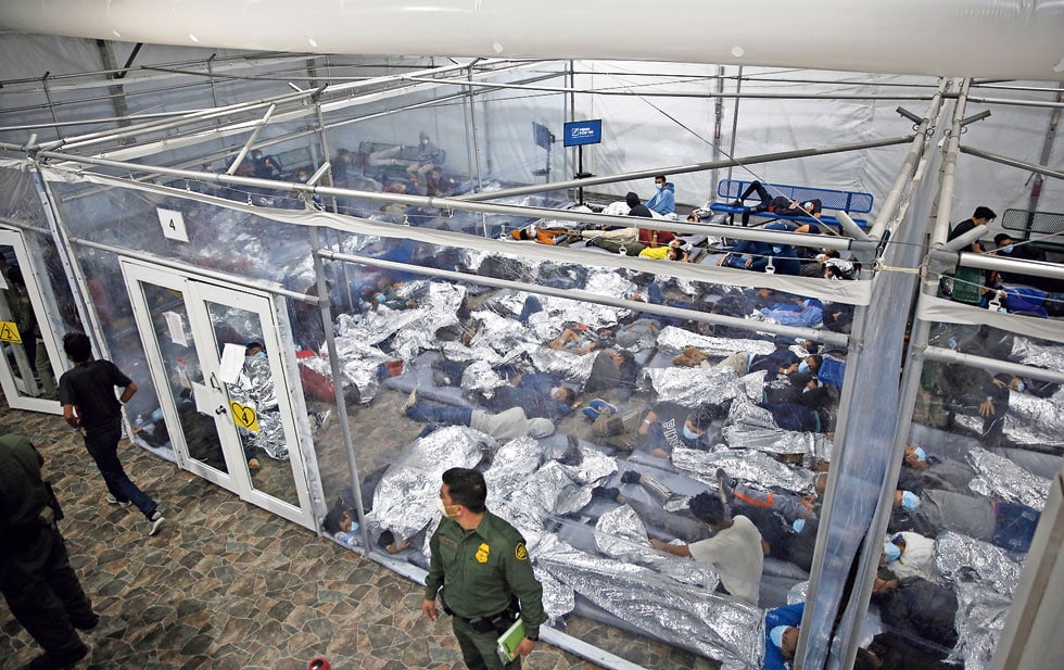 Los maltratos y abusos sexuales contra niños migrantes denunciados en el albergue de Texas