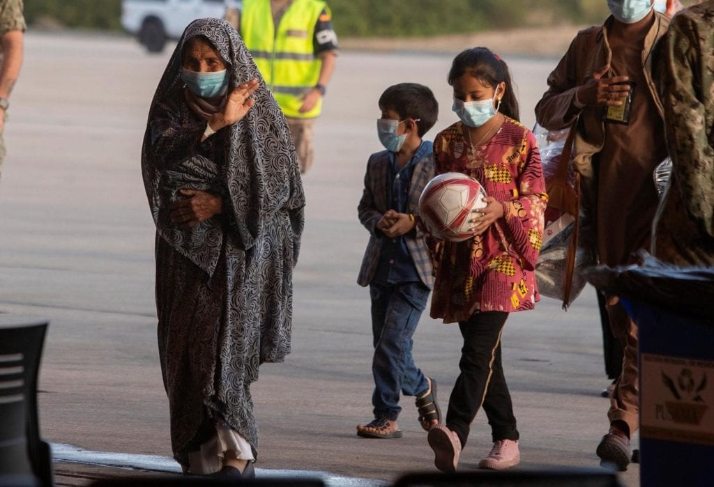 Organizaciones estadounidenses se preparar para recibir a refugiados afganos