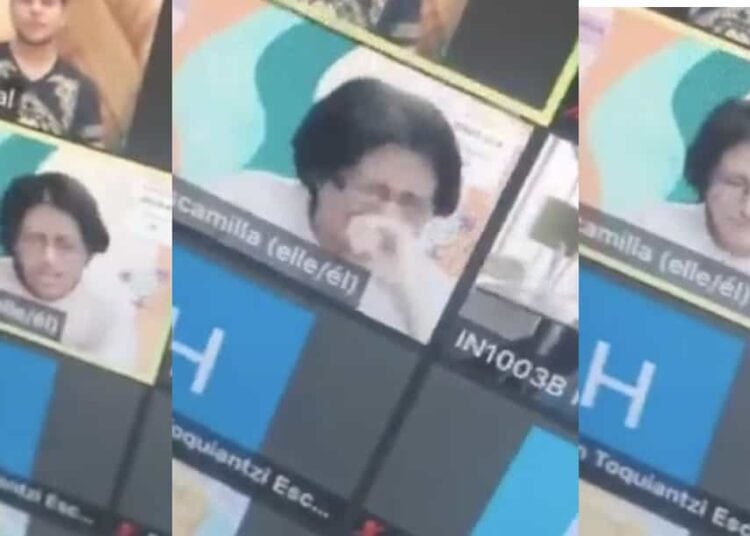 Joven no binario rompe en llanto al pedir que le digan “compeñere”