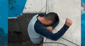 Ladrón llora porque pierde el celular donde guardaba su tesis durante un atraco