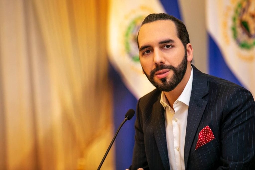 Nayib Bukele le responde a asesor de Biden