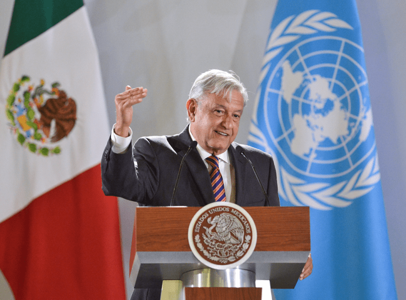 Presidente de México propone el cobre de 4% de los ingresos a los más ricos del mundo