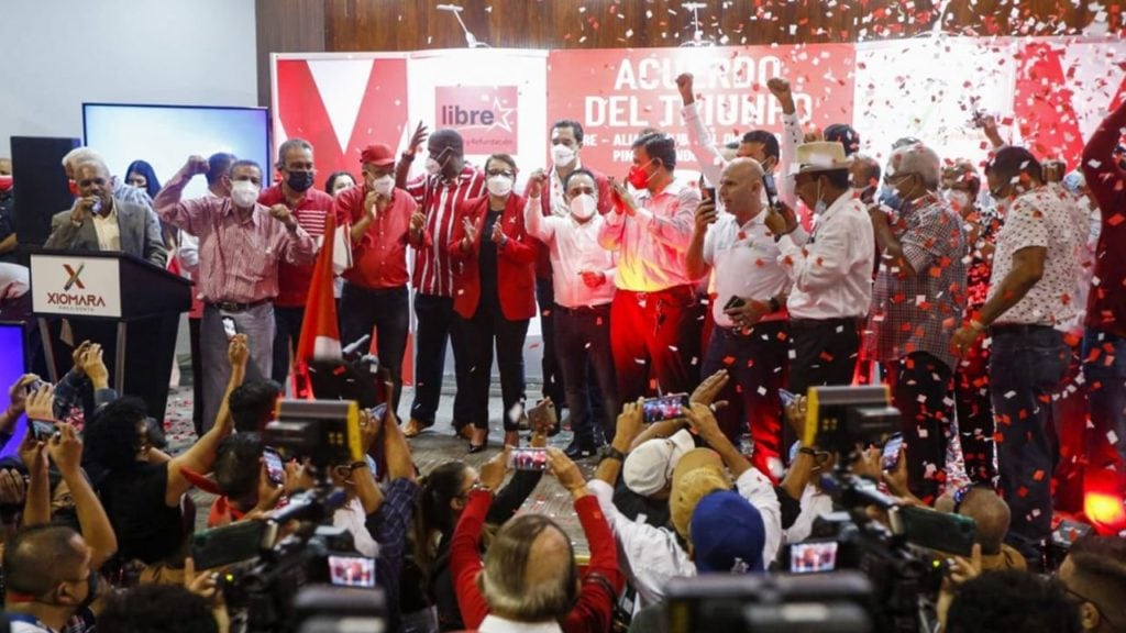 Prominentes líderes del partido Liberal se unen a Xiomara Castro y Salvador Nasralla