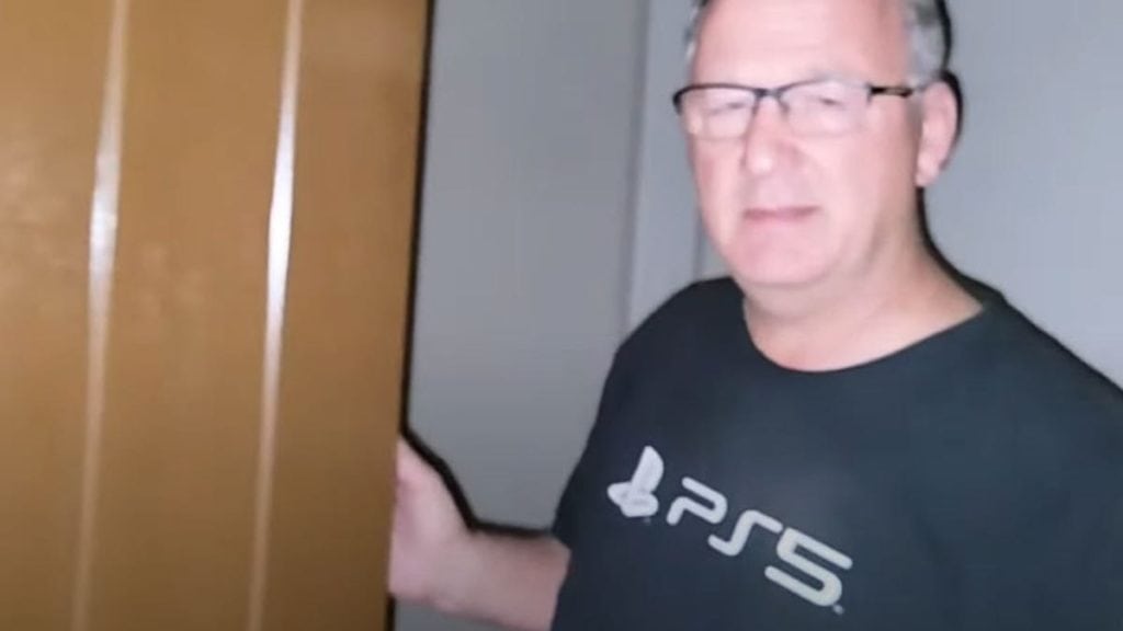 Sony despide a ejecutivo de PlayStation acusado de pedofilia