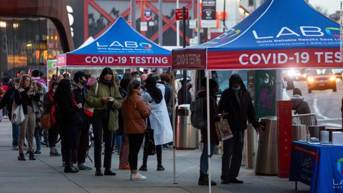 Ómicron es la variante predominante en Estados Unidos