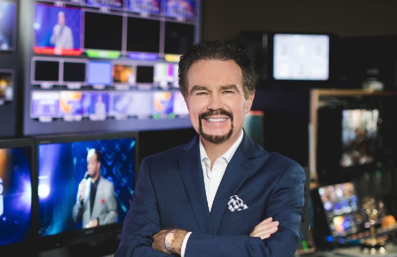 El predicador evangélico, Marcus Lamb, quien se declaró abiertamente ser antivacunas murió por complicaciones del coronavirus, generando conmoción.