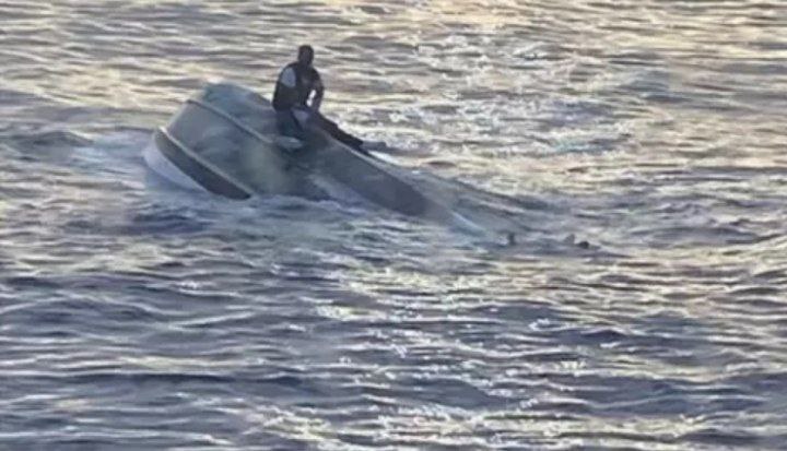 Naufragio en EEUU deja 38 desaparecidos y un muerto
