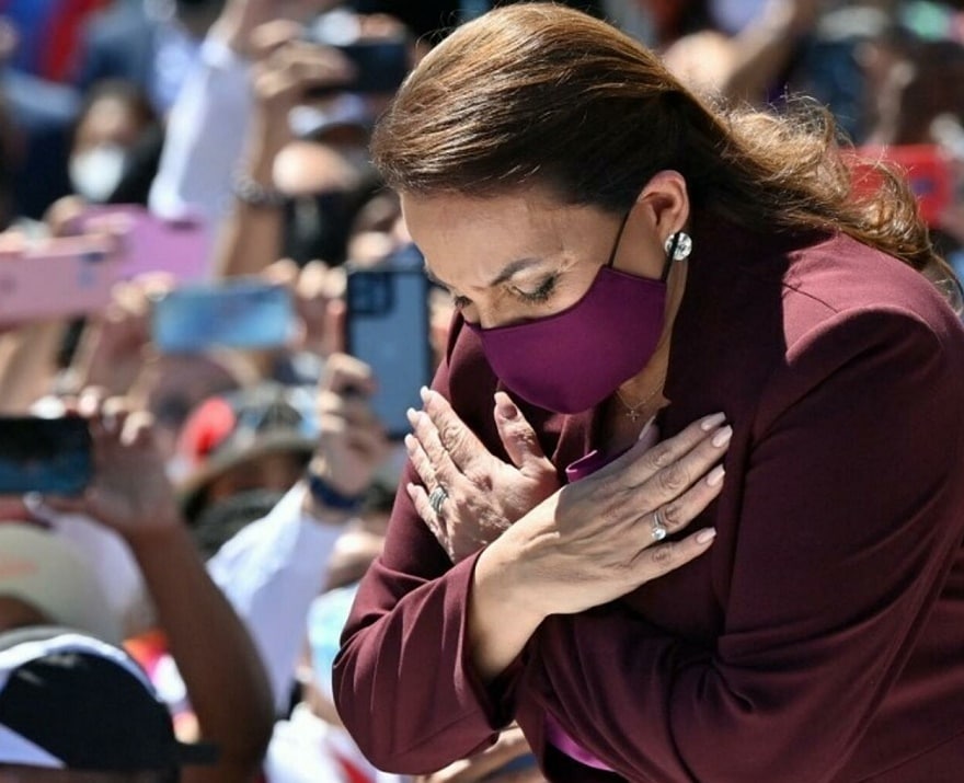 Xiomara Castro anuncia reforma eléctrica para beneficiar a más de 1 millón de familias