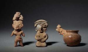 Países latinoamericanos exigen que se frene la subasta de objetos de arte precolombina en Francia
