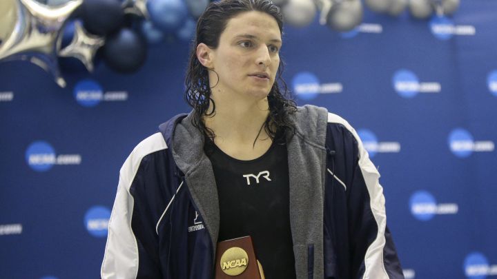 Nadadora trans hace historia al vencer a una medallista olímpica, internacional de natación, mujer del año
