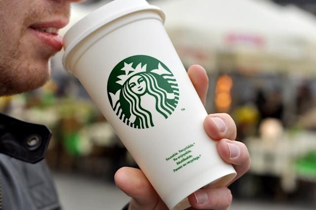Starbucks confirma que no usará vasos desechables