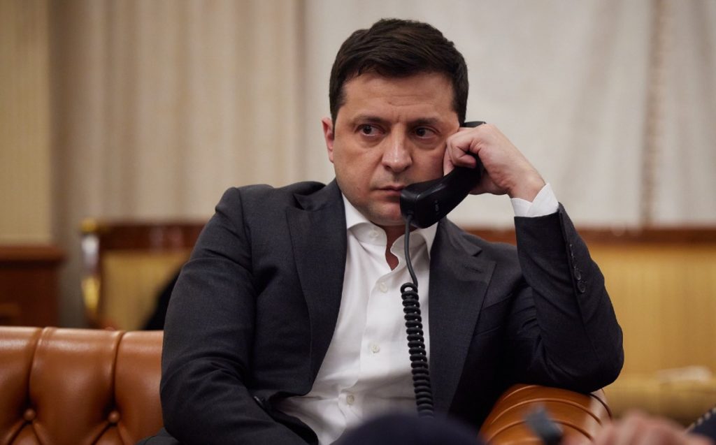 Zelenski no rogará más y dice que no ingresará a la OTAN, quiere dar