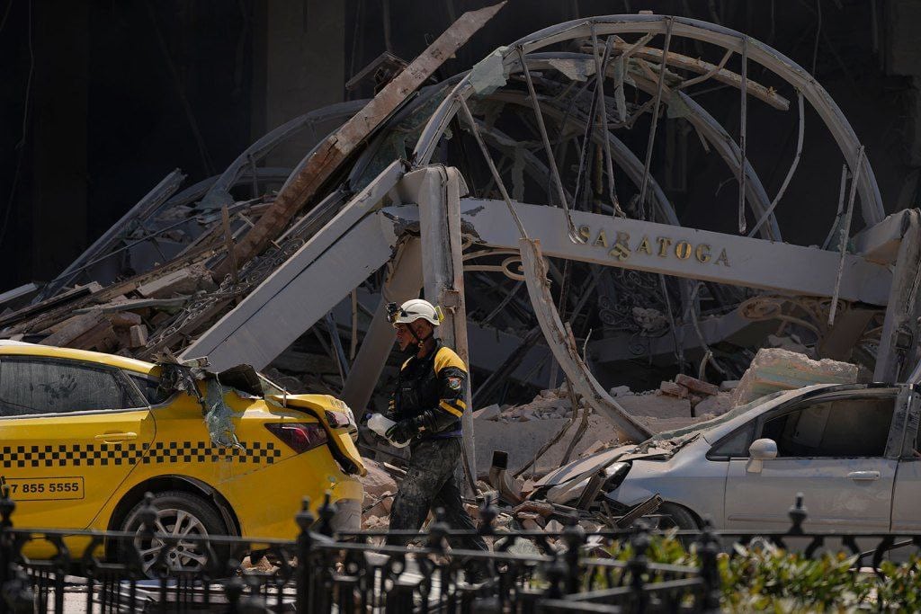 Suben a 26 las víctimas de explosión en hotel de La Habana