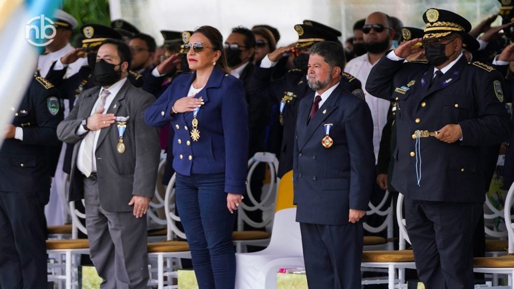 Presidenta de Honduras, Xiomara Castro, participa en el Día Nacional de la Policía