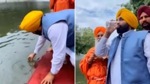 Funcionario indio es ingresado al hospital después de tomar agua de un “río sagrado” para probar que estaba limpia