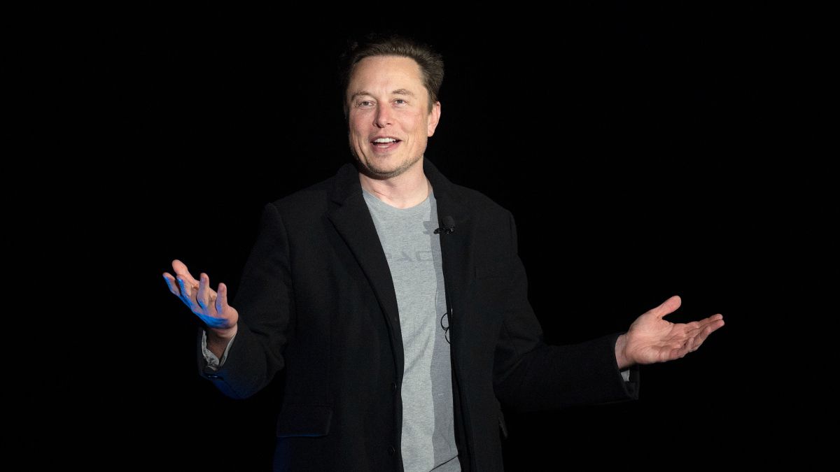 Elon Musk vende 6.9 millones de acciones de Tesla antes del juicio contra Twitter, propio teléfono