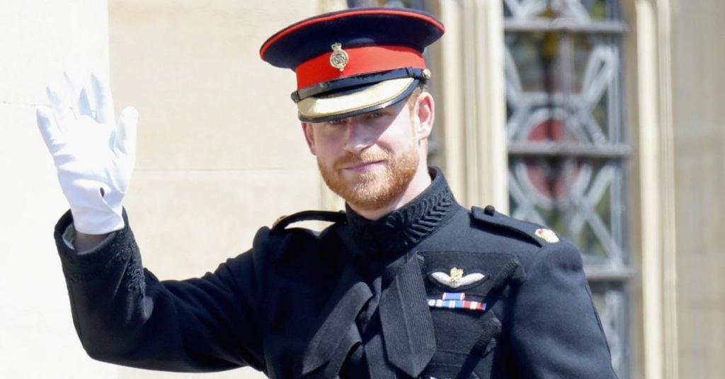 El príncipe Harry podrá vestir el uniforme militar en la vigilia en honor a Isabel II