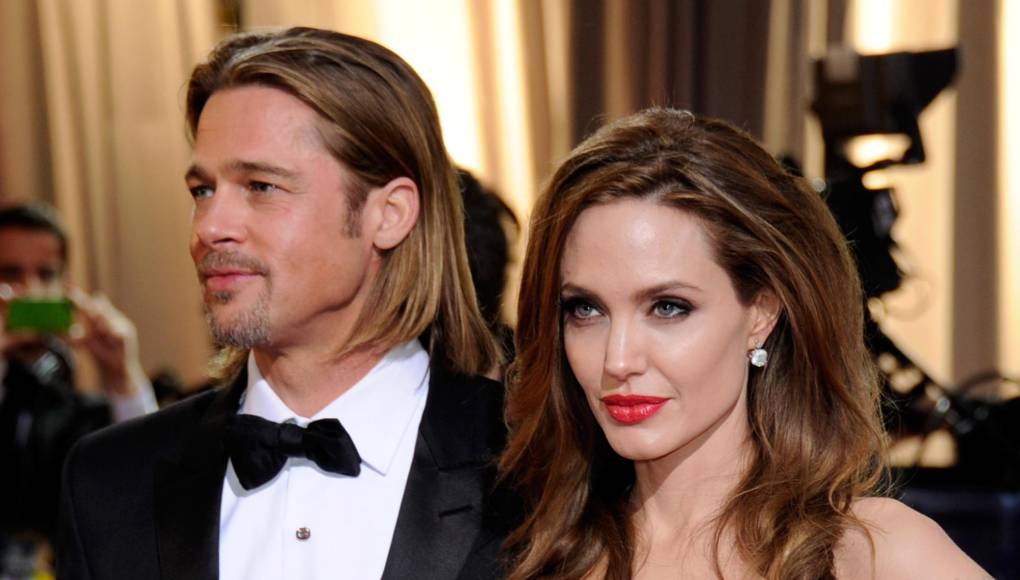 Angelina Jolie acusa a Brad Pitt de querer vengarse y exige 250 millones de dólares