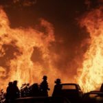 Voraz incendio en Viña del Mar deja dos muertos y decenas de afectados