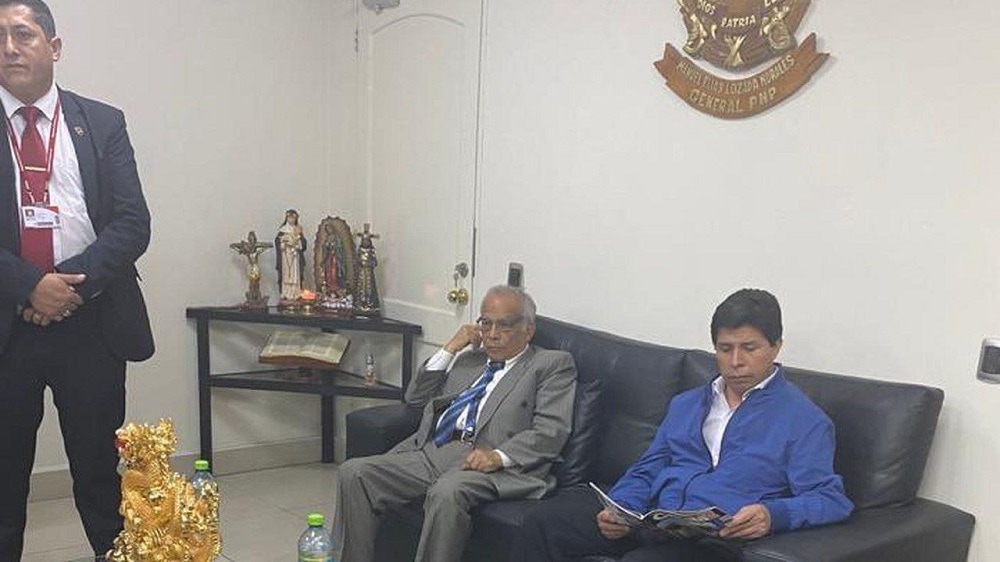 Pedro Castillo es detenido tras intentar disolver el Congreso