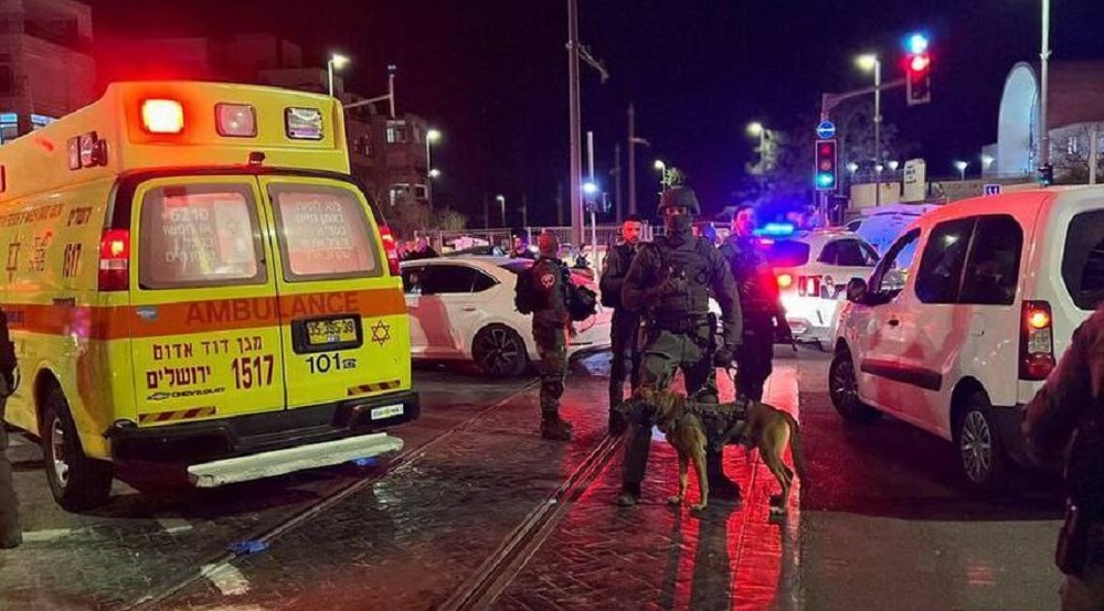 Ataque terrorista en Israel deja al menos cinco muertos