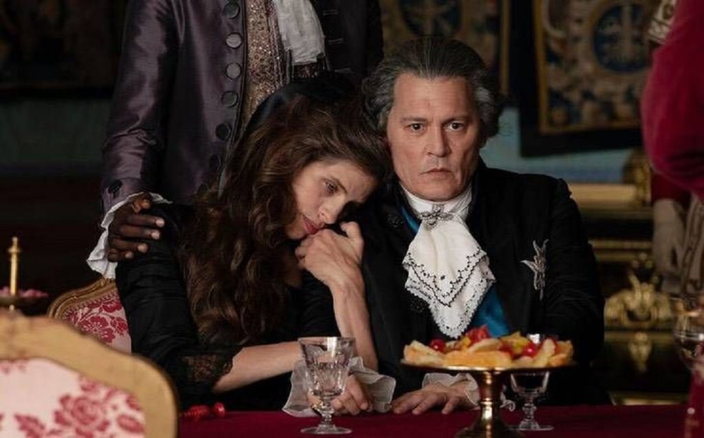 Fanáticos de Johnny Depp “enloquecen” al ver las primeras imágenes del actor como Luis XV