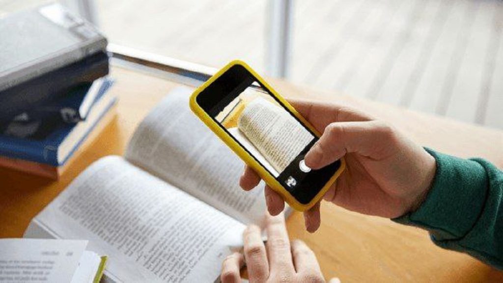 Estudiante crea App para detectar plagio en los ensayos