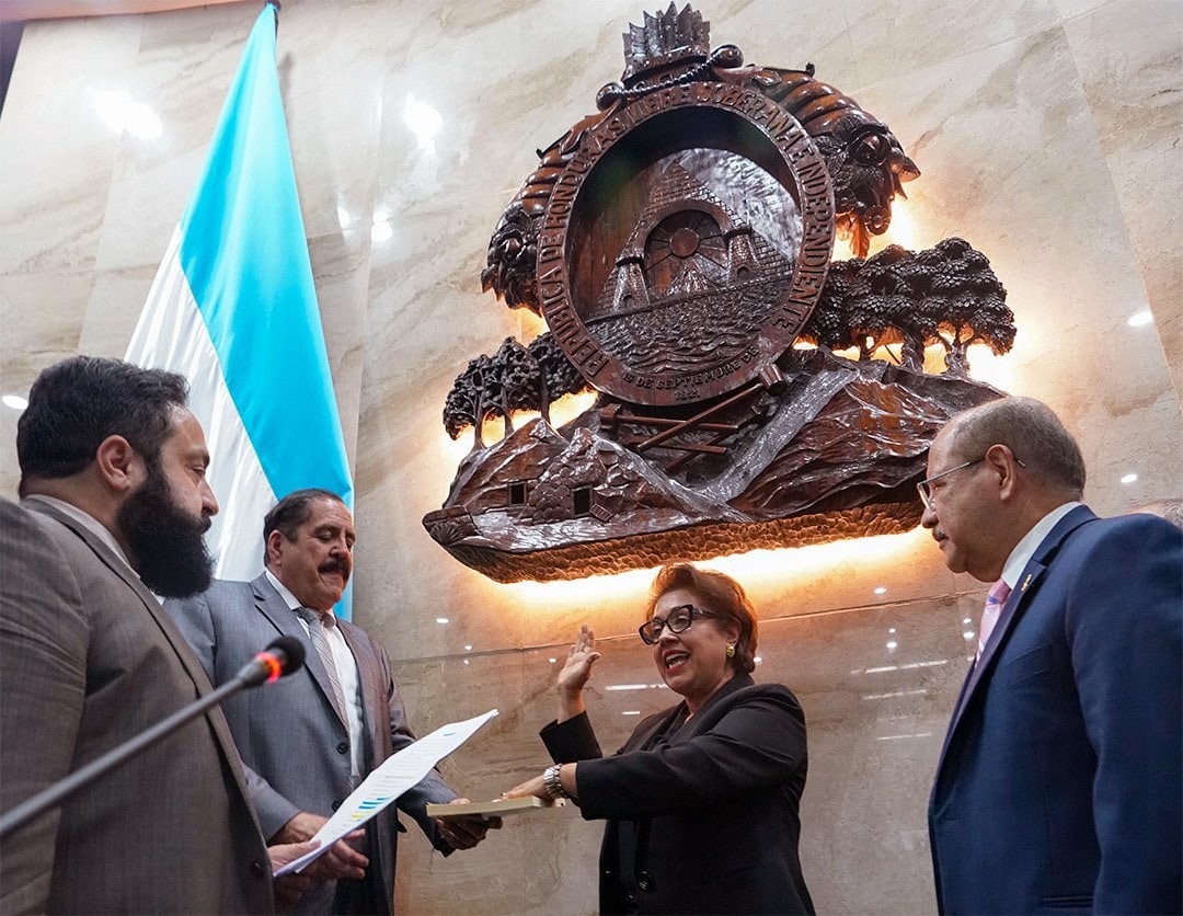 Mayoría femenina en la CSJ de Honduras: Ocho mujeres y siete hombres