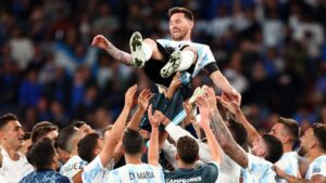 Messi rompe el récord de Cristiano Ronaldo como máximo goleador de las ligas de Europa