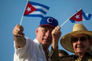 Cuba anuncia reformas económicas en medio de tensiones con EE.UU. 
