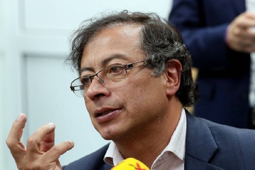Petro anuncia que el gobierno de coalición terminó y pide la renuncia de todos sus ministros