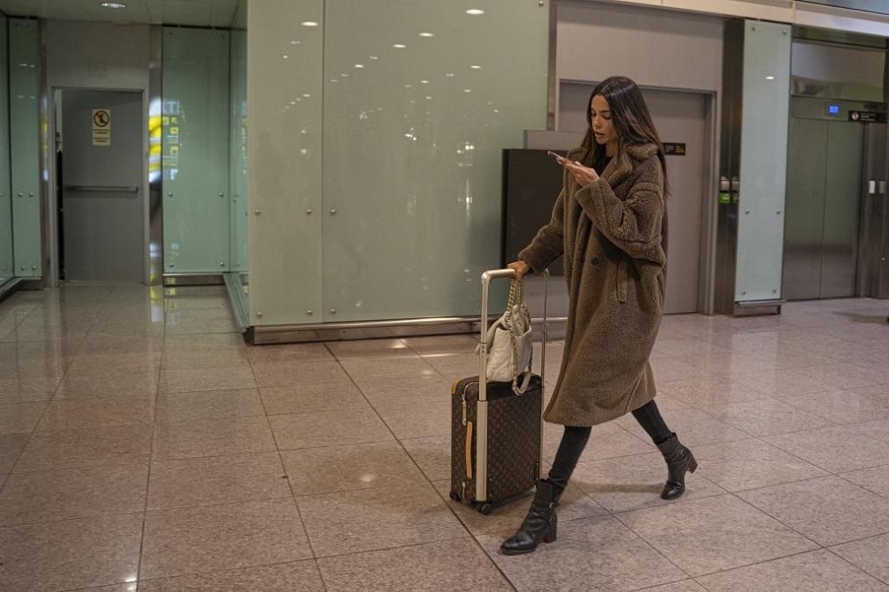 Esposa de Dani Alves fue expulsada de su casa de Barcelona