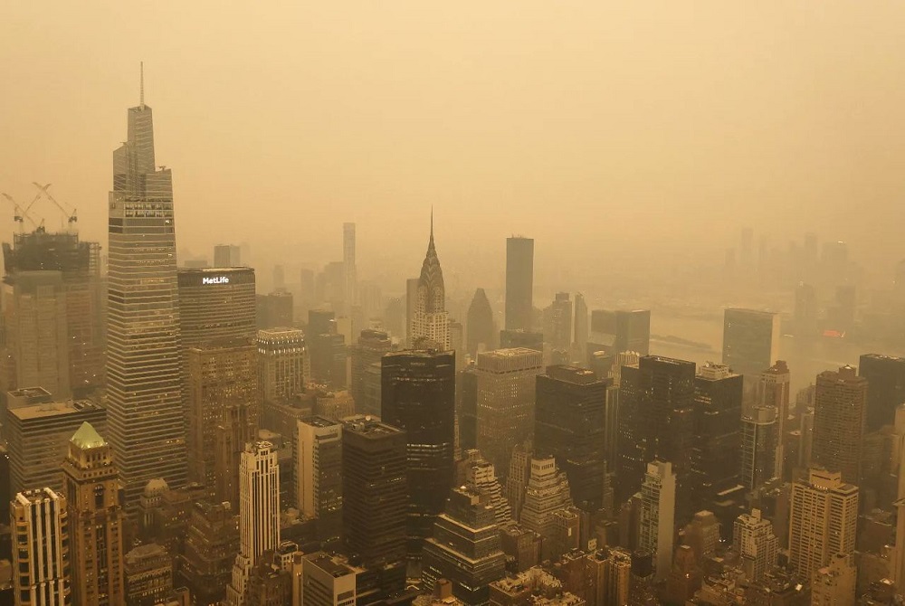 humo naranja