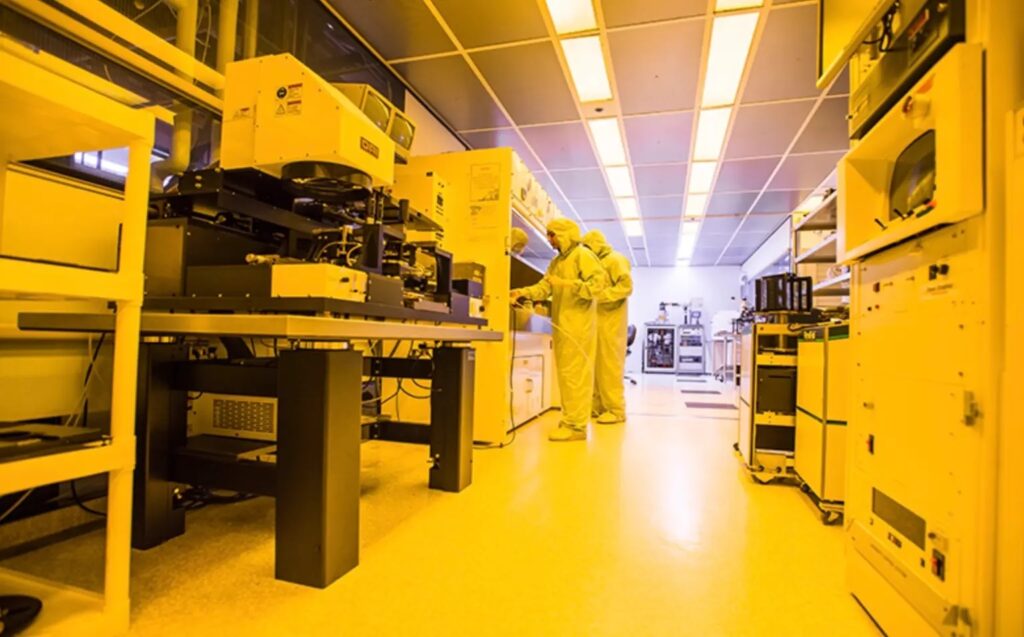 conserje , laboratorio , alarma