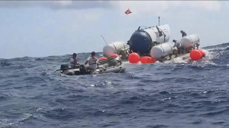 submarino , titanic , francia , robot , victor