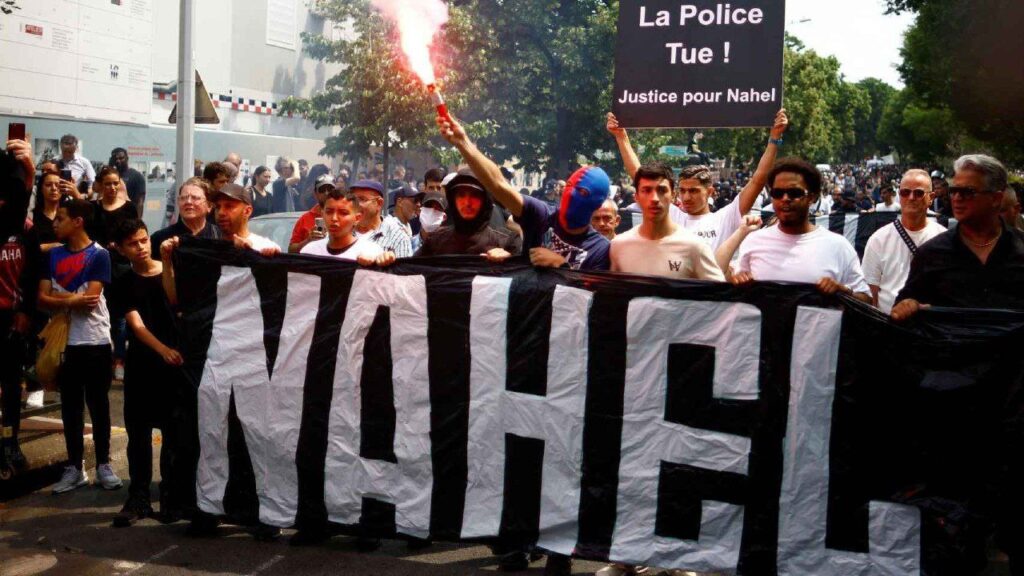 Protestas por muerte de adolescente en Francia se extiende a Suiza