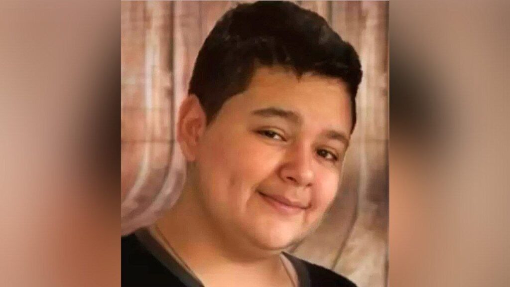 Adolescente aparece 8 años después de su misteriosa desaparición