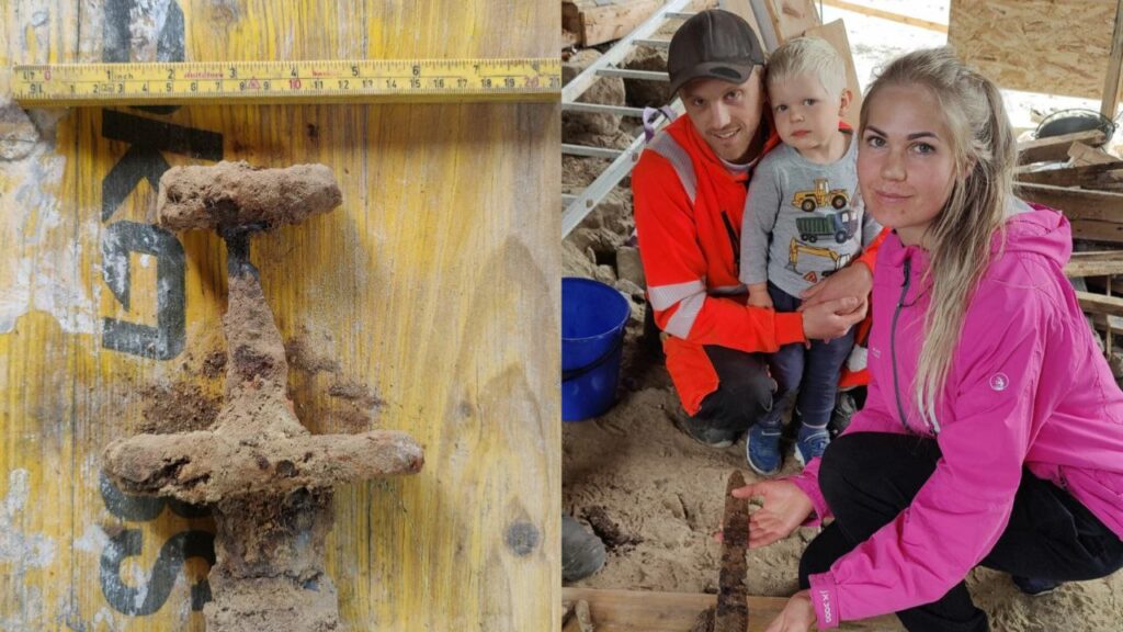 Hombre encuentra en el patio de su casa una tumba vikinga