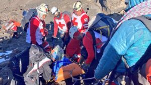 Mueren cuatro alpinistas al caer de la cumbre más alta de México
