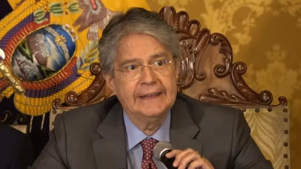 guillermo laso , fernando villavicencio ecuador