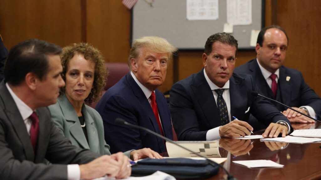 Trump se declara inocente de los cargos por interferencia electoral