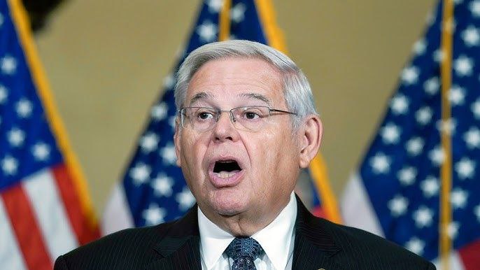 El líder demócrata Bob Menéndez es acusado de corrupción